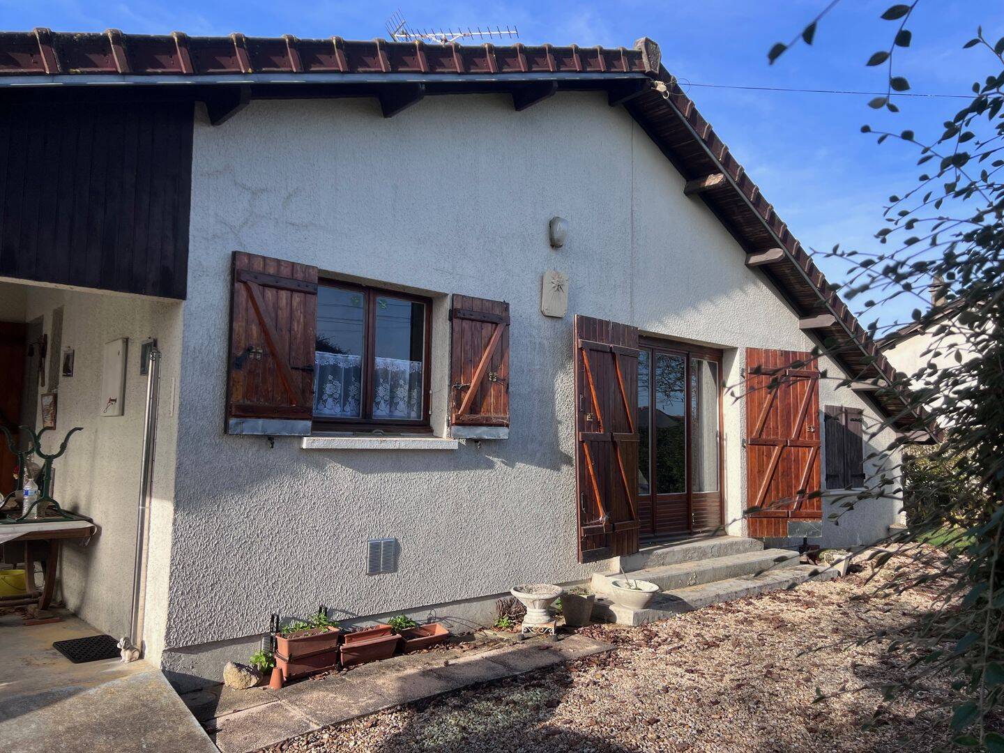 Maison 4 pièces 77 m² · à Montacher-Villegardin · 77 m² · 117 700 €