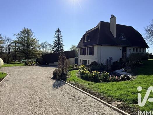 Maison à vendre 370 000 € 4 pièces 3 chambres 114 m² 3 500 m² de terrain Commes 14520