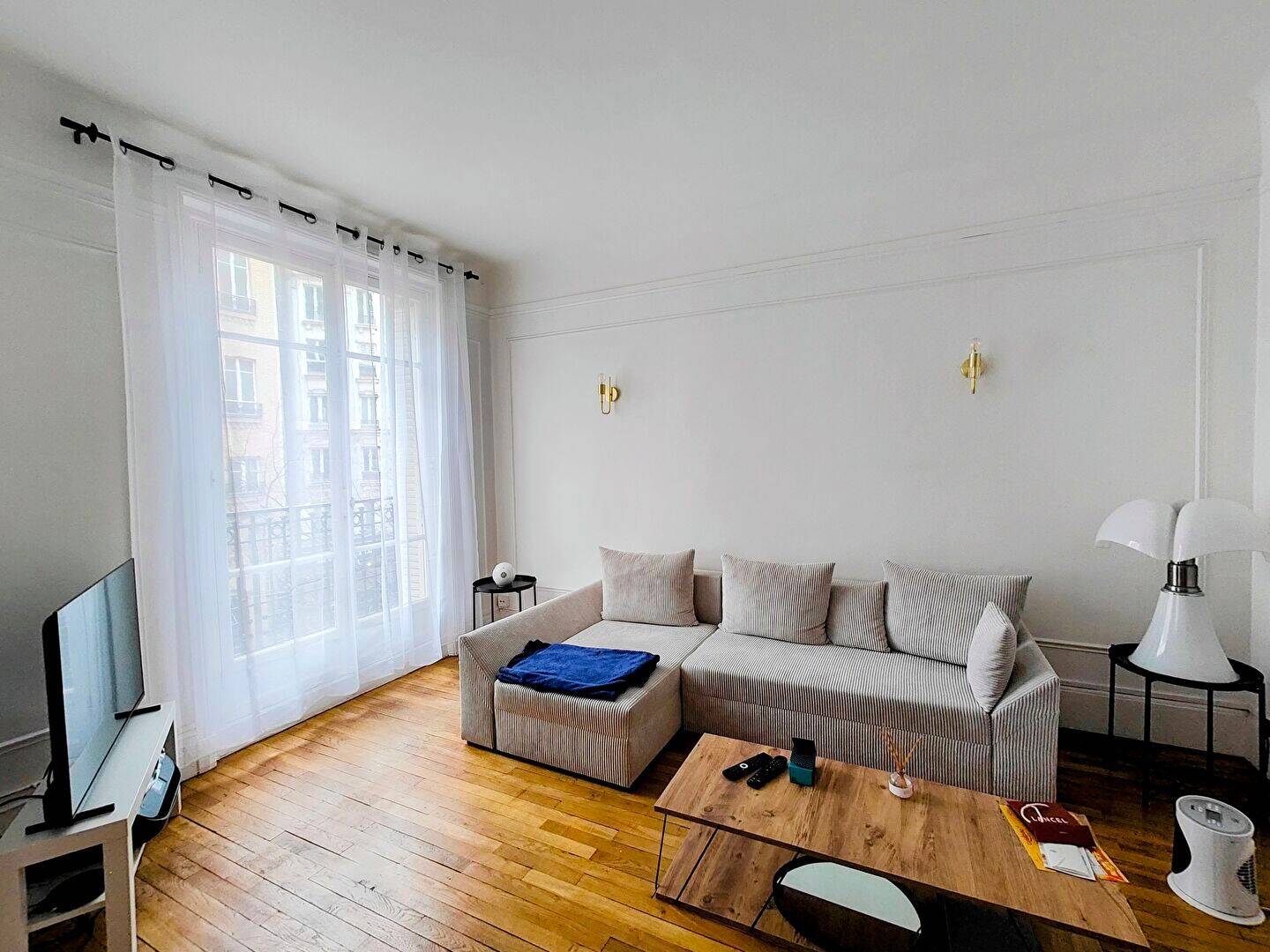 Appartement 4 pièces 74 m² · à Paris 15ème Arrondissement · 74 m² · 930 000 €