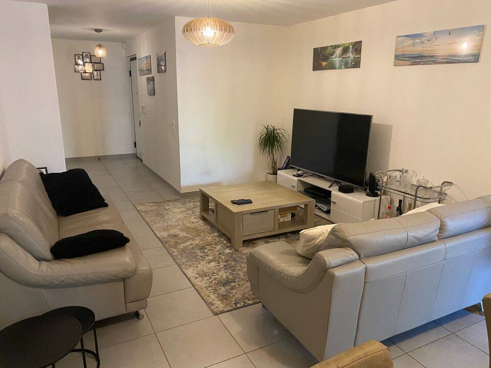 Appartement 5 pièces 90 m² · à Ferney-Voltaire · 90 m² · 2 650 €/mois