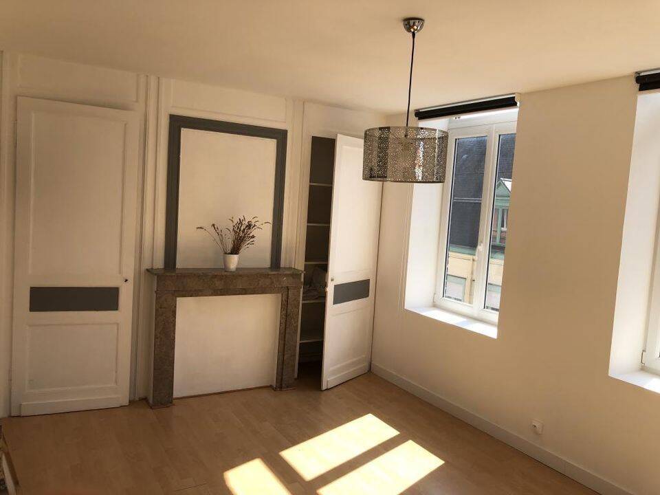 Appartement 2 pièces 48 m² · à Lille · 48 m² · 800 €