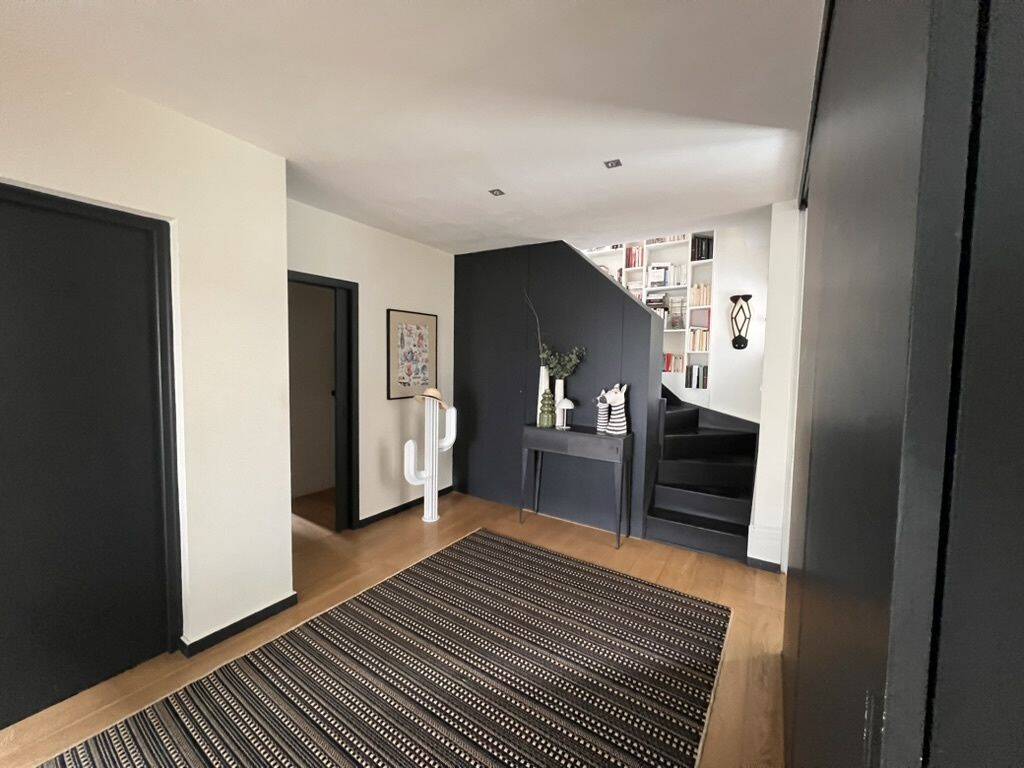 Maison 6 pièces 230 m² · à Villeneuve-d'Ascq · 230 m² · 995 000 €