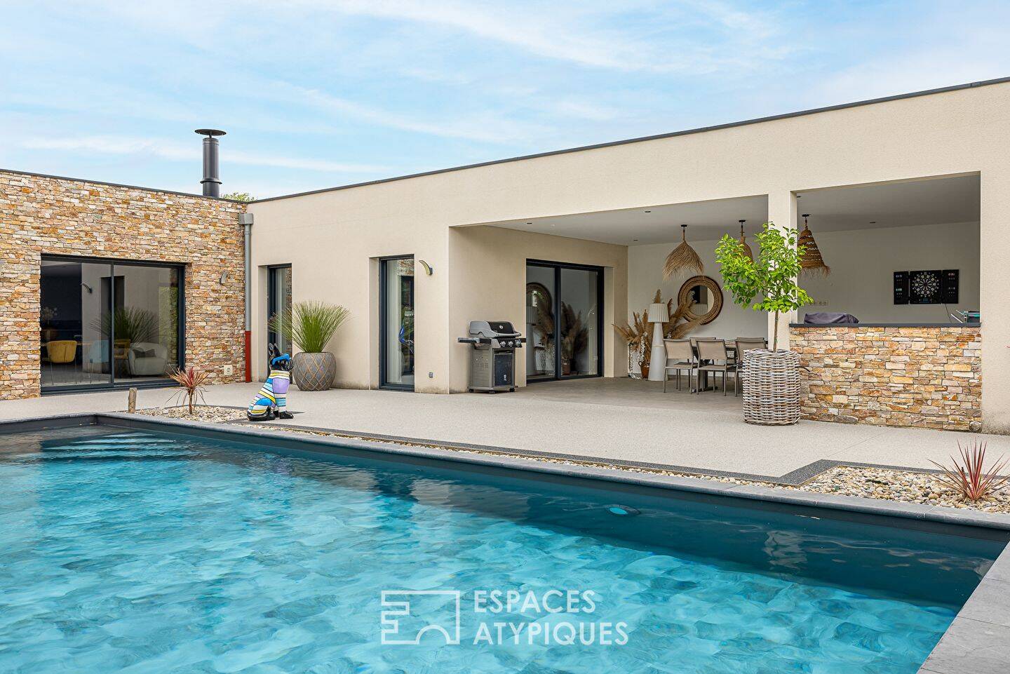 Maison 8 pièces 260 m² · à Meyzieu · 260 m² · 1 190 000 €