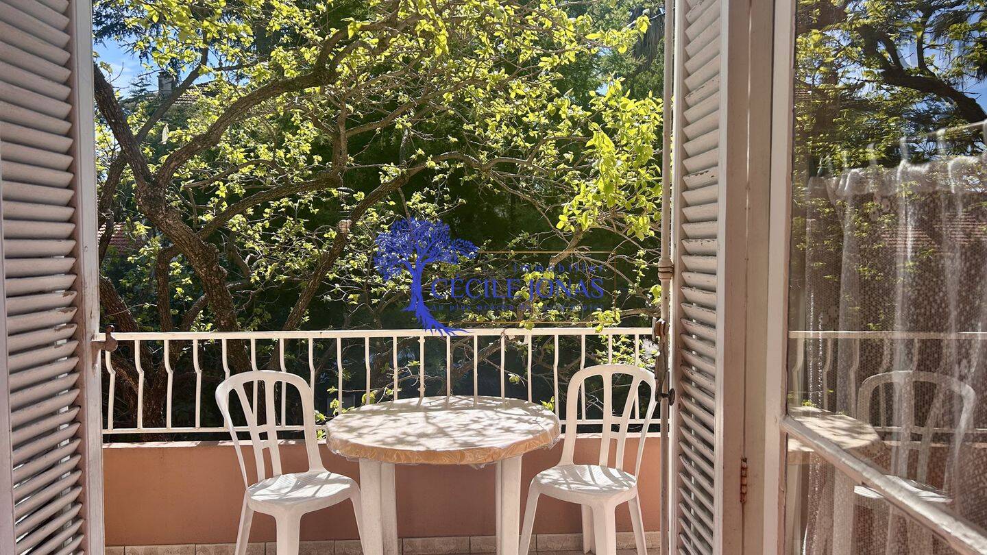 Maison 8 pièces 220 m² · à Hyères · 220 m² · 699 000 €