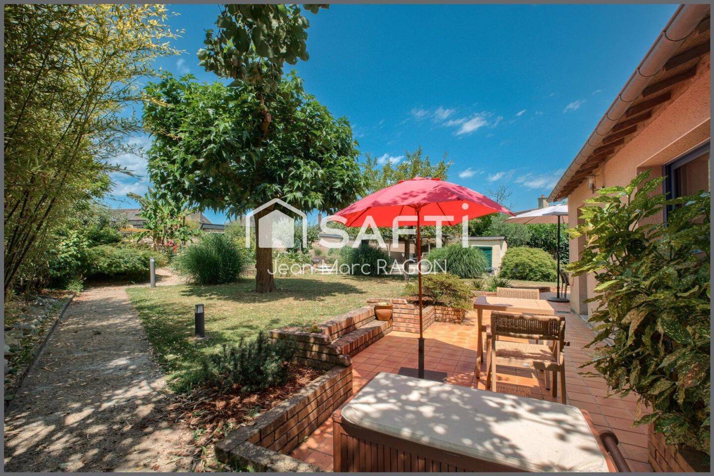 Maison 9 pièces 214 m² · à Vitré · 214 m² · 634 100 €