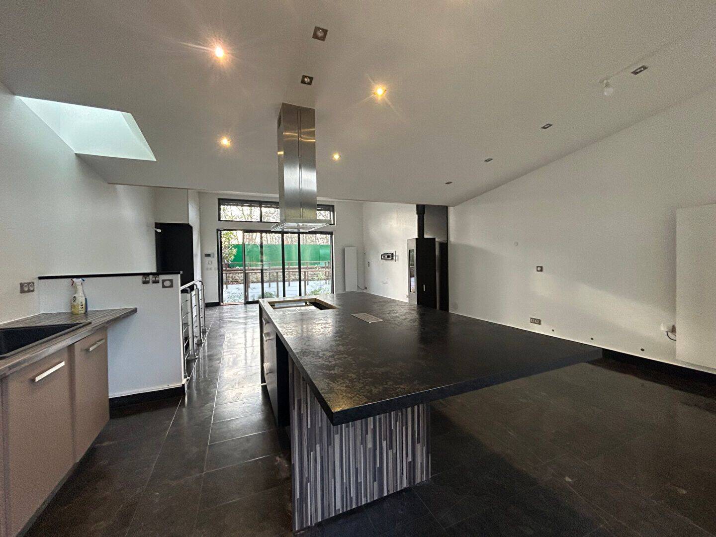 Maison 4 pièces 102 m² · à Maisons-Laffitte · 102 m² · 699 000 €