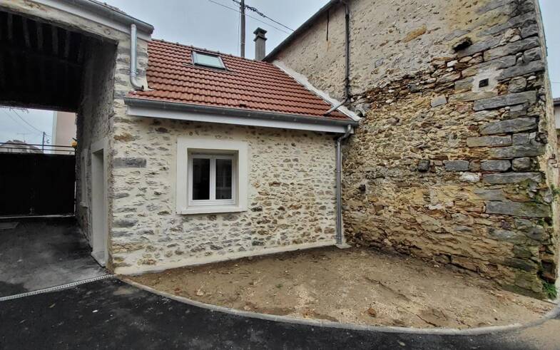 Maison à louer 615 € 2 pièces 1 chambre 24,5 m² 10 m² de terrain Perthes 77930