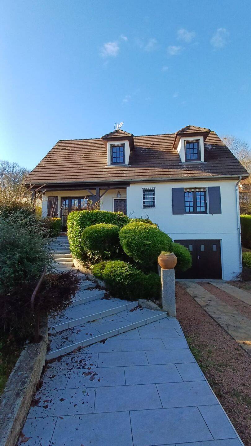 Maison 6 pièces 120 m² · à Bellerive-sur-Allier · 120 m² · 259 990 €
