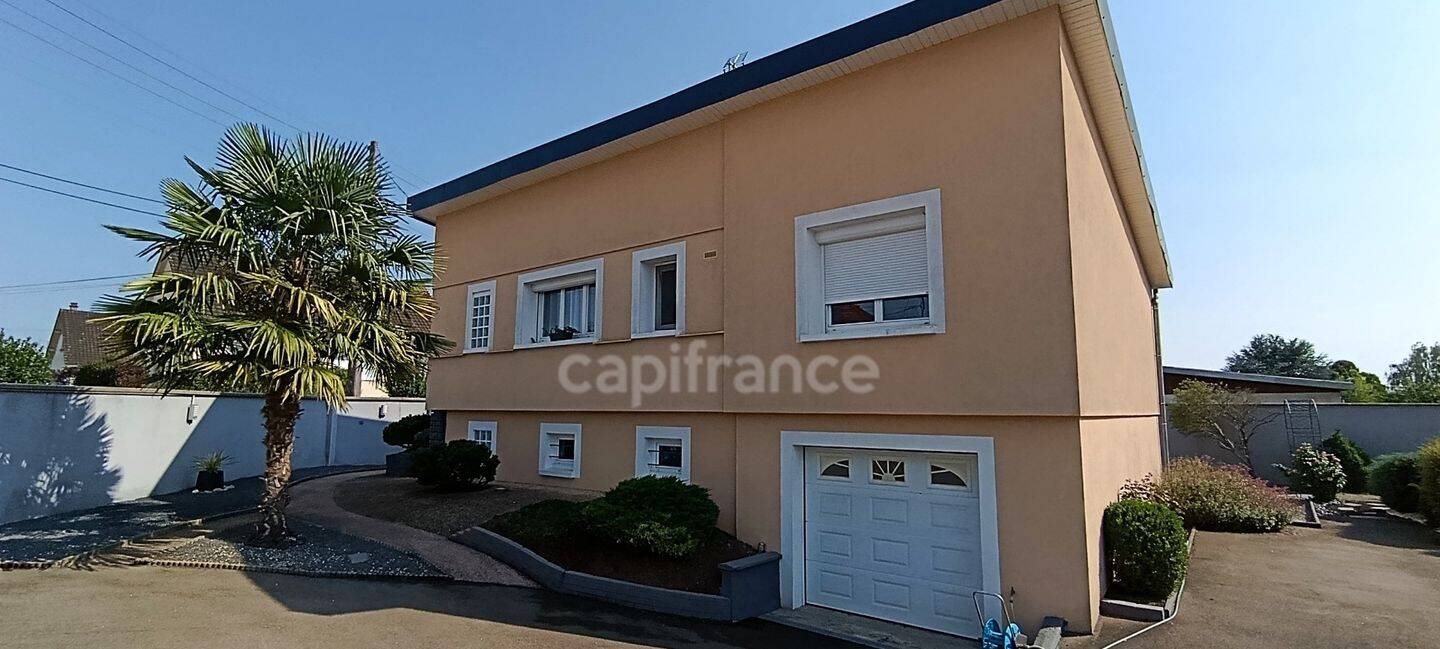 Maison 6 pièces 152 m² · à Brienon-sur-Armançon · 152 m² · 165 000 €