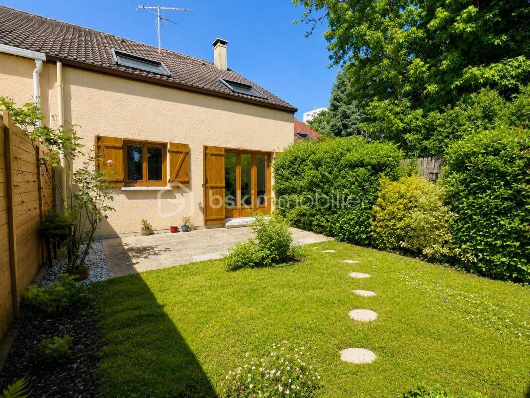 Maison 4 pièces 105 m² · à Orléans · 105 m² · 280 000 €