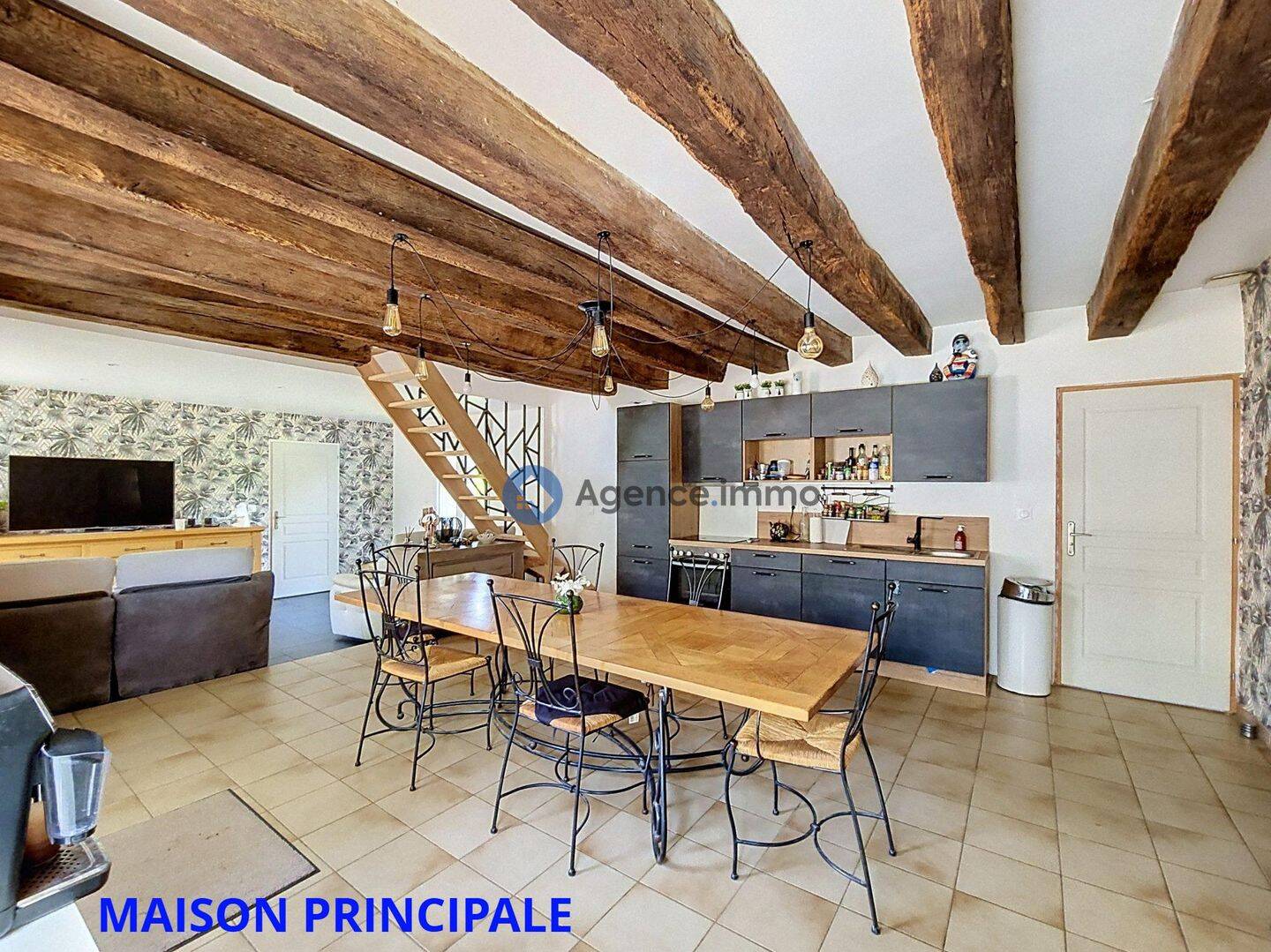 Maison 7 pièces 124 m² · à Neuillé-Pont-Pierre · 124,1 m² · 625 000 €
