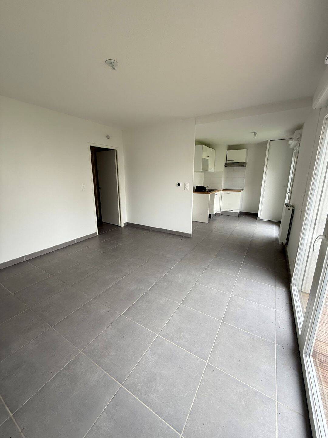 Appartement 3 pièces 61 m² · à Saint-Jory · 60,8 m² · 728 €