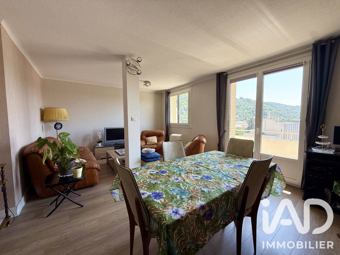 Appartement 3 pièces 64 m² · à Vienne · 63,6 m² · 800 €