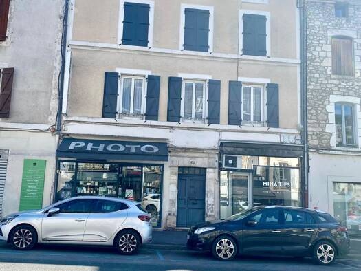 Immeuble à vendre 216 250 € 137 m² Souillac 46200