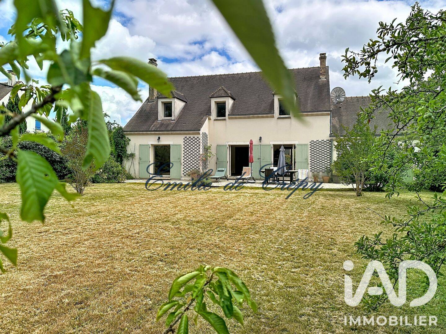 Maison 6 pièces 188 m² · à La Celle-les-Bordes · 188 m² · 650 000 €