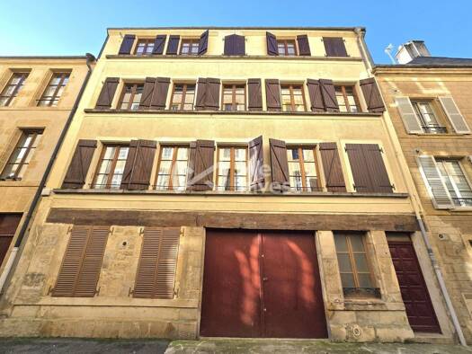 Immeuble à vendre 360 000 € 755 m² Centre Sedan 08200