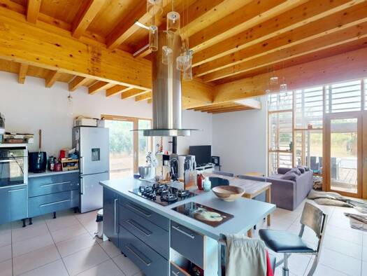 Maison à vendre 227 500 € 5 pièces 4 chambres 102 m² 1 674 m² de terrain Cosne-Villechaud Cosne-Cours-sur-Loire 58200