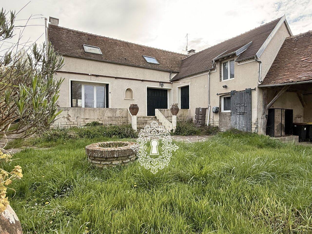 Maison 7 pièces 161 m² · à Fontaine-Fourches · 161 m² · 213 500 €