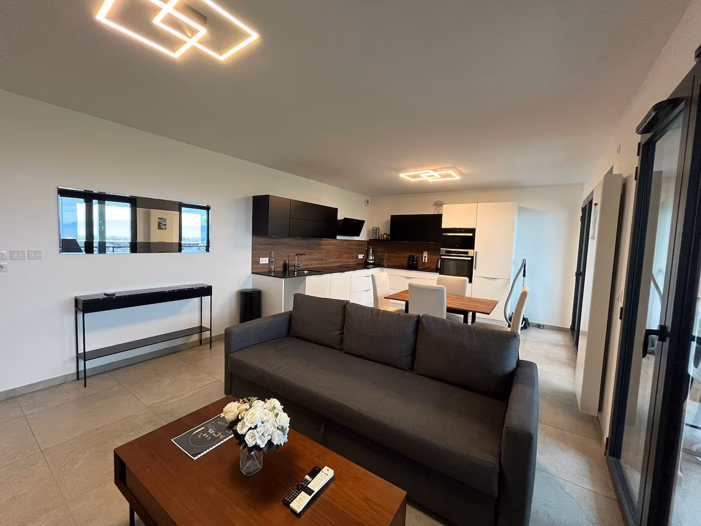 Appartement 3 pièces 74 m² · à Cessy · 74 m² · 395 000 €