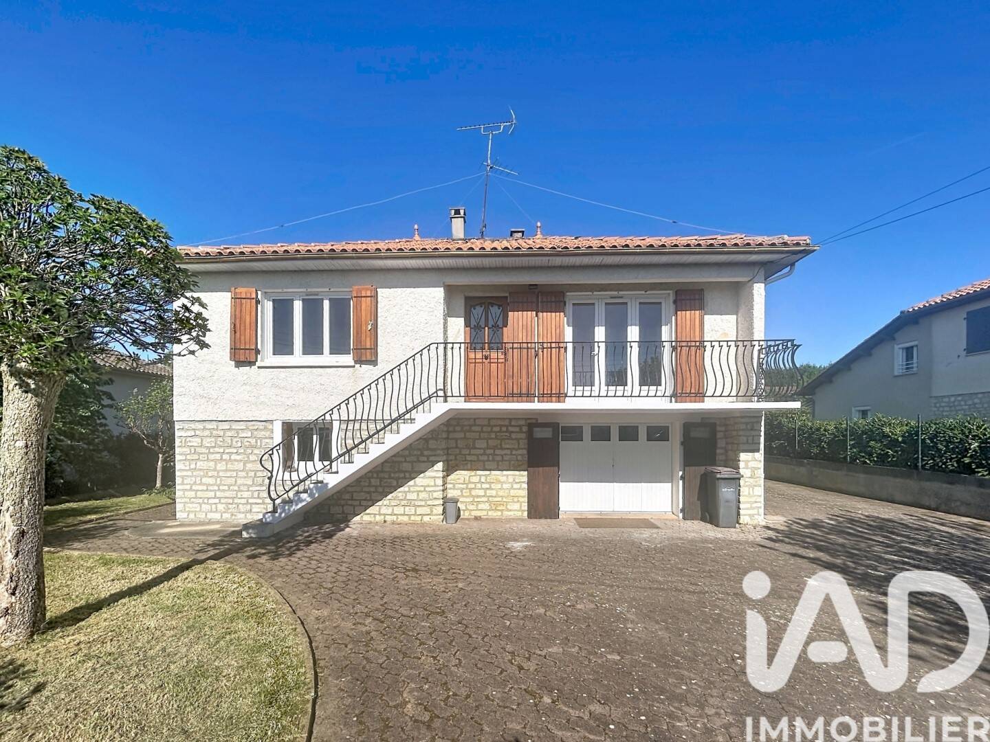 Maison 5 pièces 108 m² · à Fléac · 108 m² · 130 000 €
