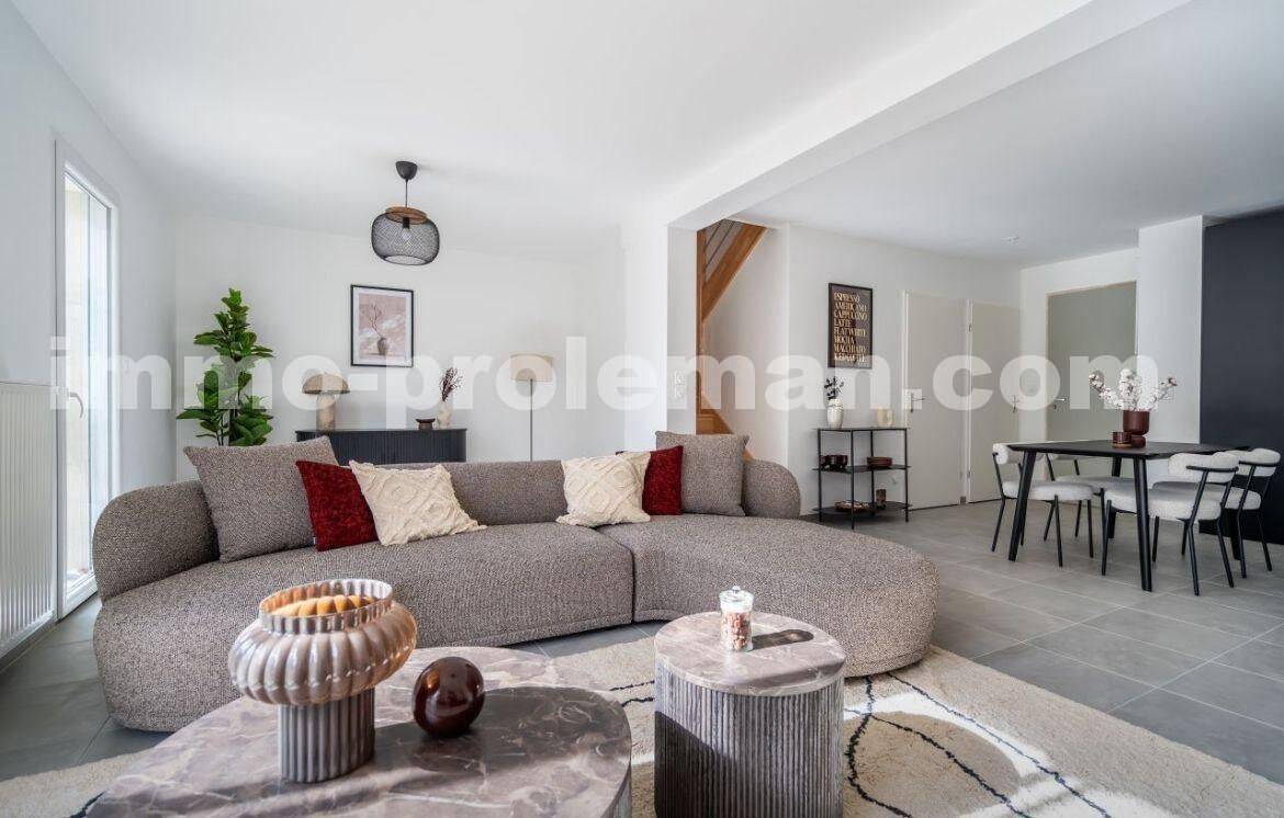 Maison 4 pièces 94 m² · à Loisin · 94 m² · 489 000 €