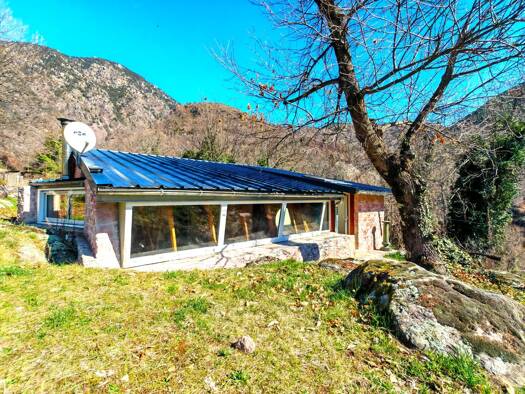 Maison à vendre 273 000 € 3 pièces 2 chambres 75 m² 2 442 m² de terrain Belvédère 06450