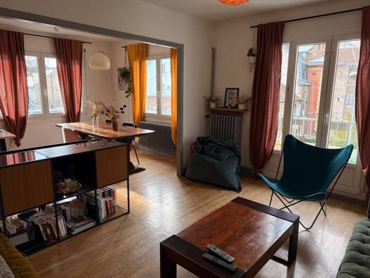 Appartement à vendre 222 000 € 4 pièces 2 chambres 75 m² Étage 1/3 Chaprais - Cras Besançon 25000