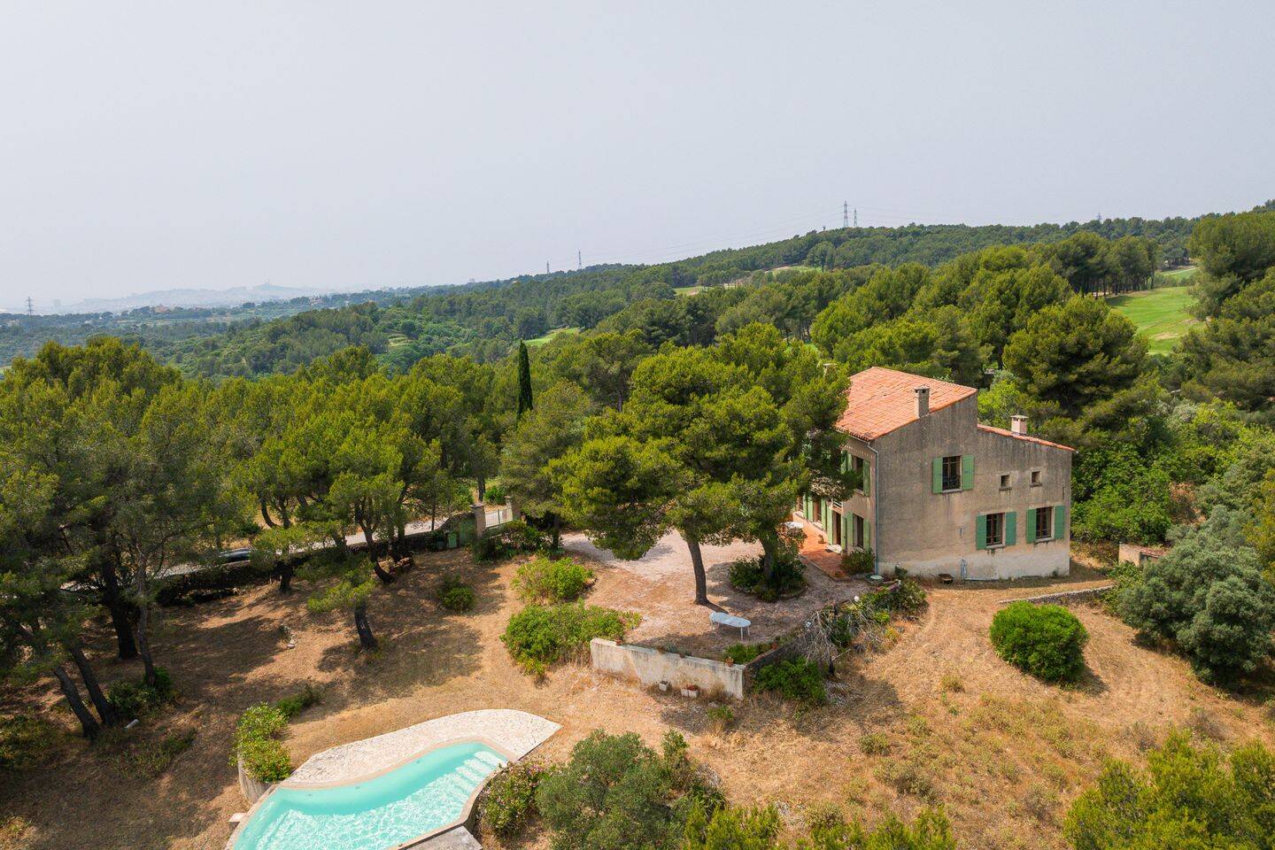 Maison 6 pièces 250 m² · à Marseille 11ème Arrondissement · 250 m² · 1 545 000 €