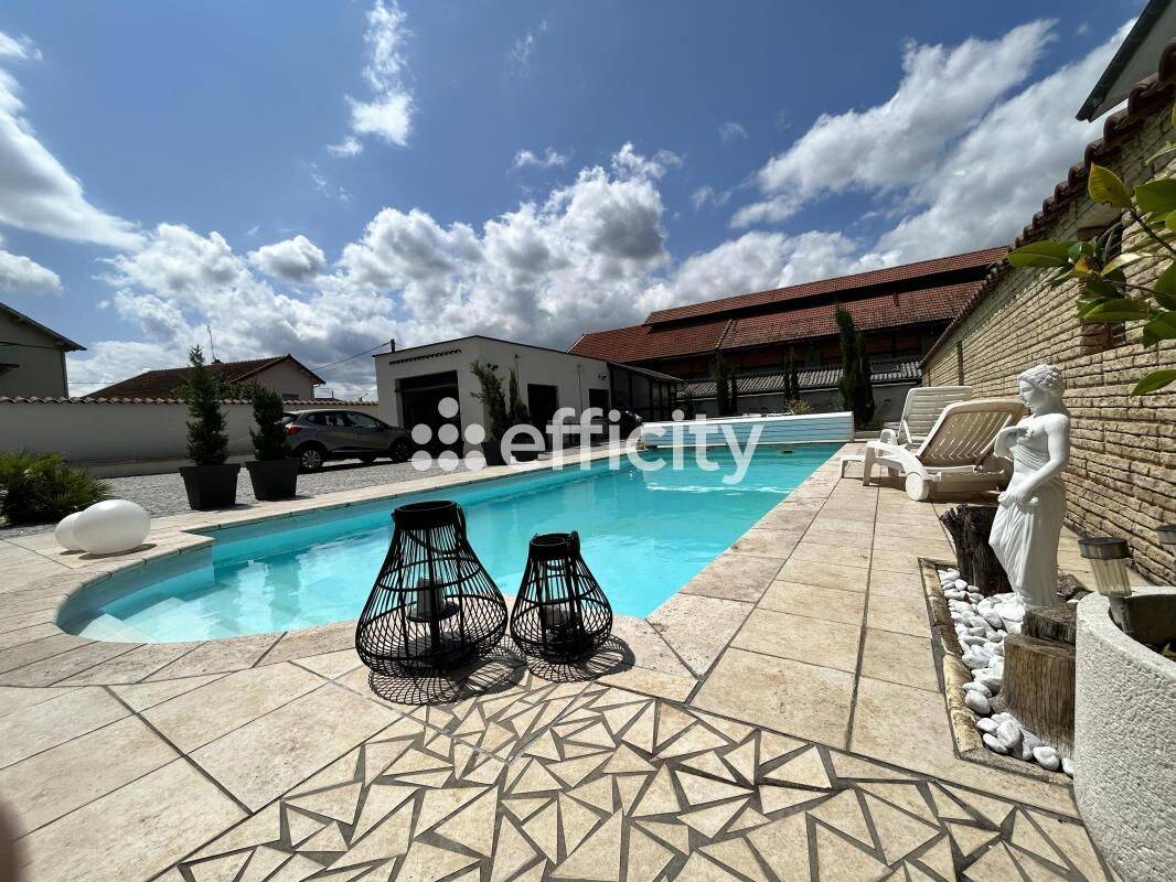 Maison 6 pièces 151 m² · à Roanne · 151 m² · 333 000 €