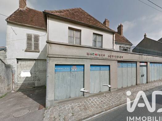 Immeuble à vendre 180 000 € 980 m² Égreville 77620
