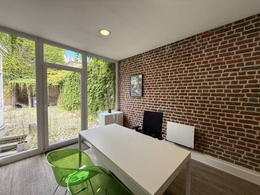 Local commercial à louer 2 158 € 154 m² de surface de vente Hellemmes-Épine Mont de Terre Lille 59000