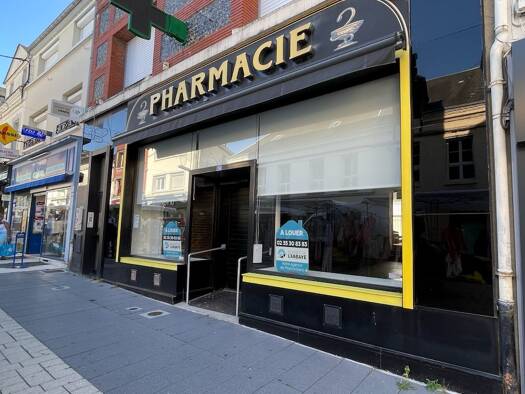 Local commercial à louer 1 400 € 97 m² de surface de vente Centre Ville Montivilliers 76290