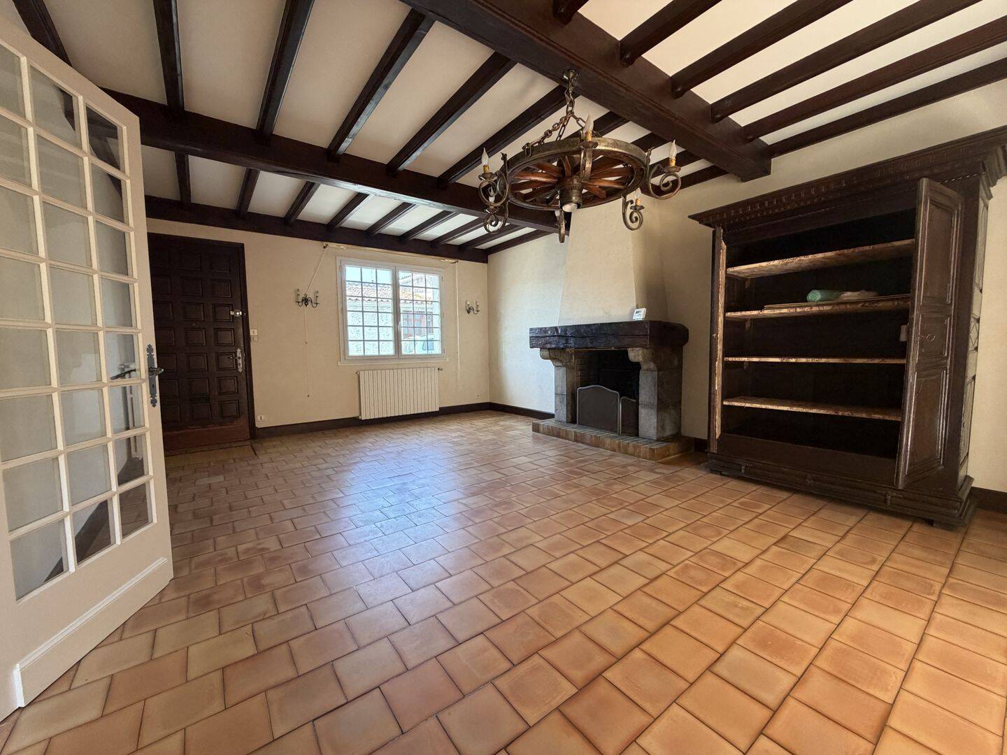 Maison 5 pièces 128 m² · à Cognac · 127,5 m² · 890 €