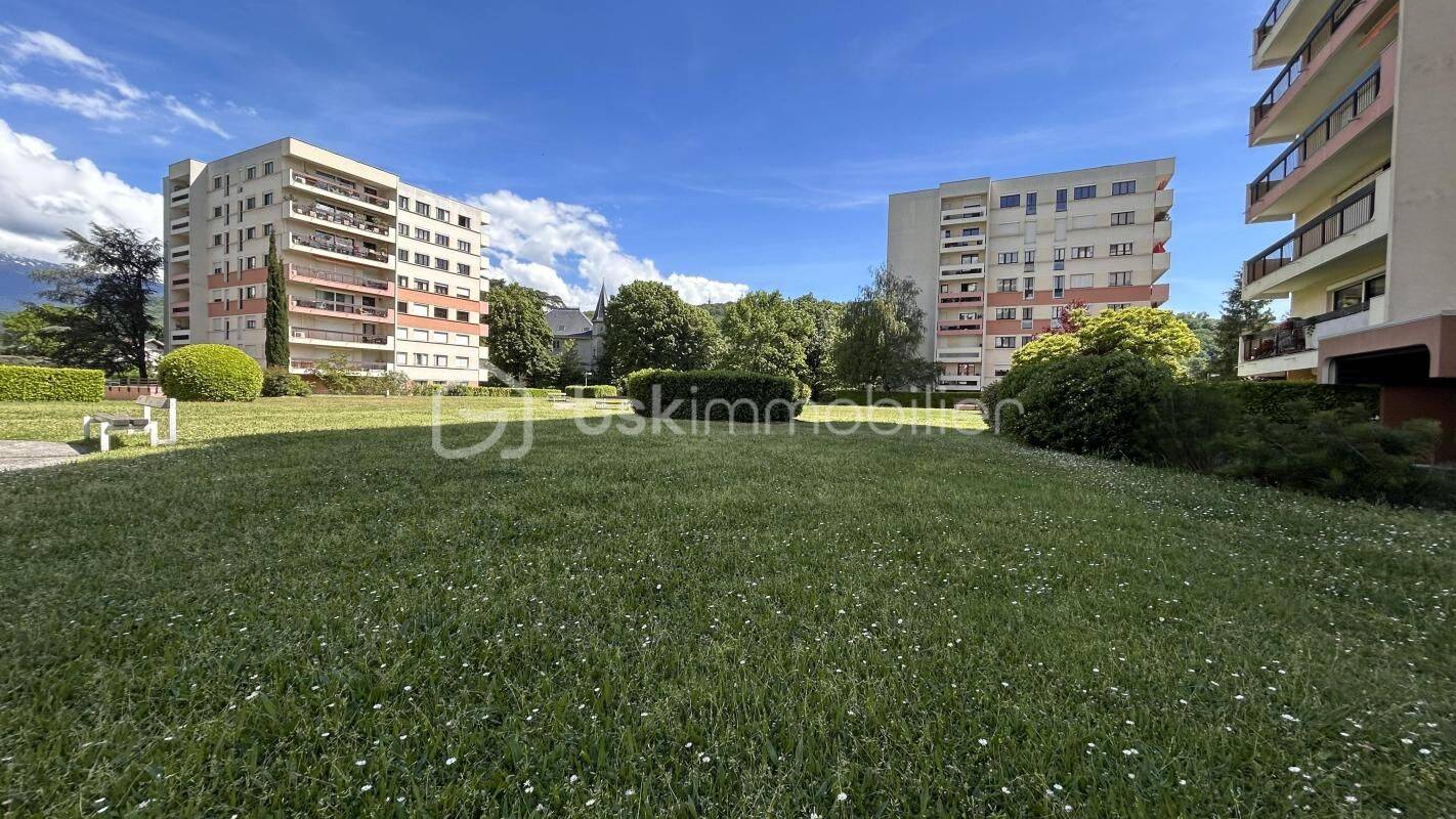 Appartement 3 pièces 68 m² · à Échirolles · 68 m² · 139 000 €