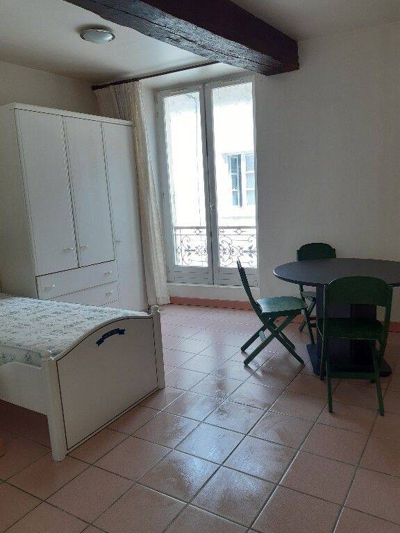 Appartement 1 pièce 23 m² · à Nevers · 23,2 m² · 340 €