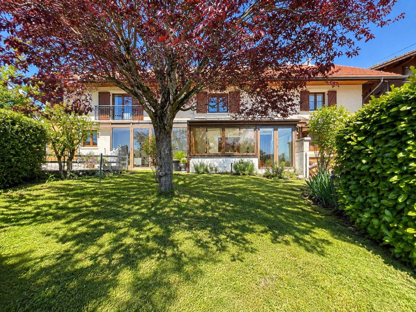 Maison 6 pièces 193 m² · à Fillinges · 193 m² · 420 000 €