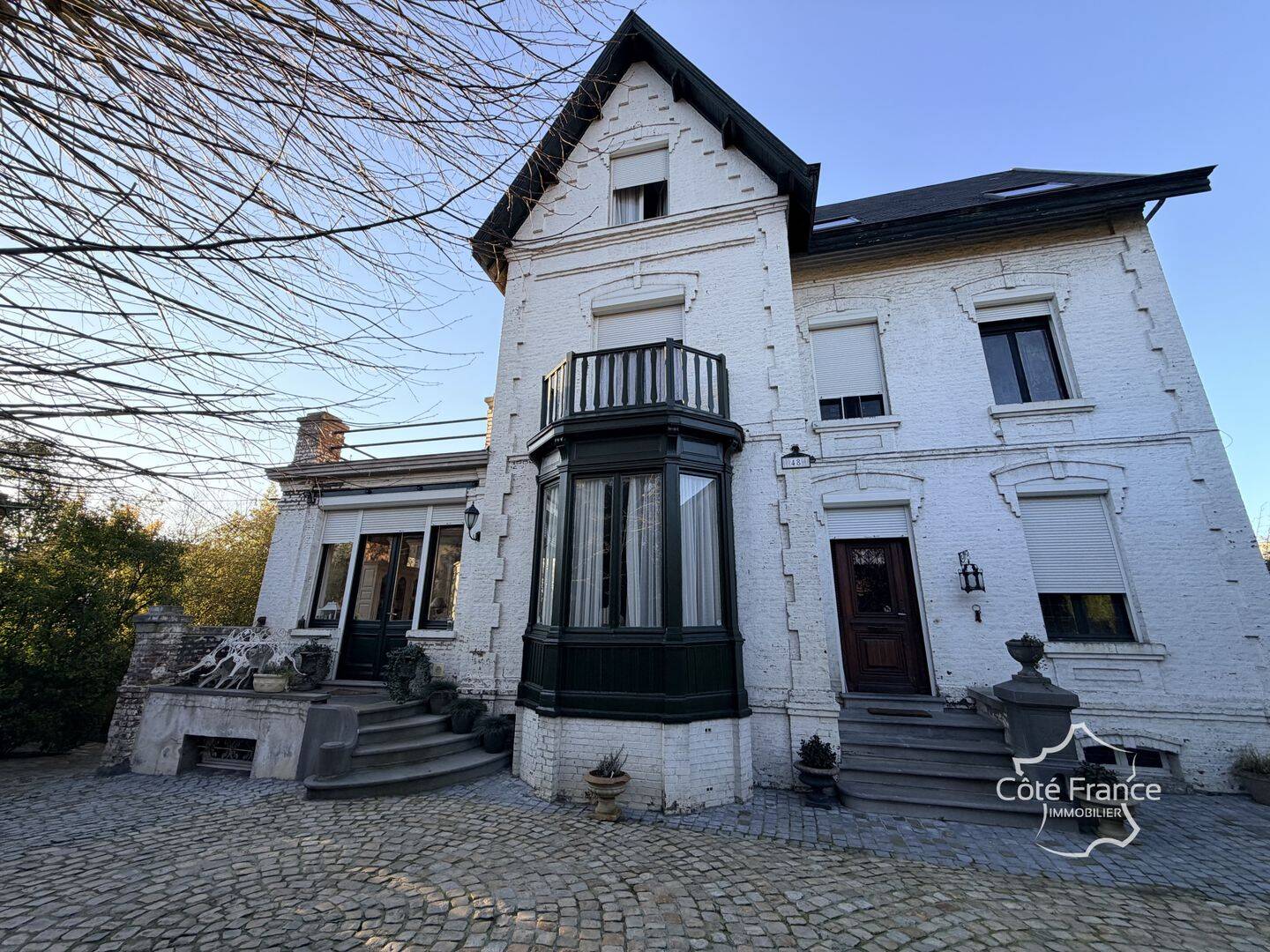Maison 12 pièces 289 m² · à Hautmont · 289 m² · 380 000 €