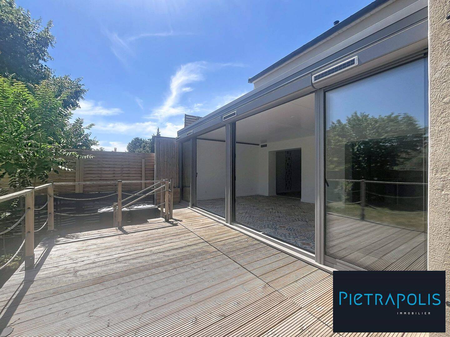 Maison 9 pièces 222 m² · à Dijon · 222 m² · 695 000 €