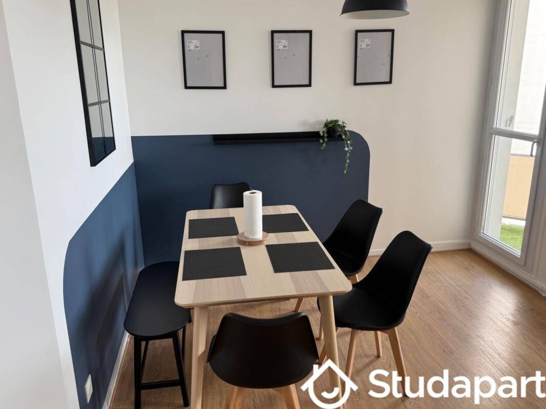 1 pièce 10 m² · à Créteil · 10 m² · 650 €/mois