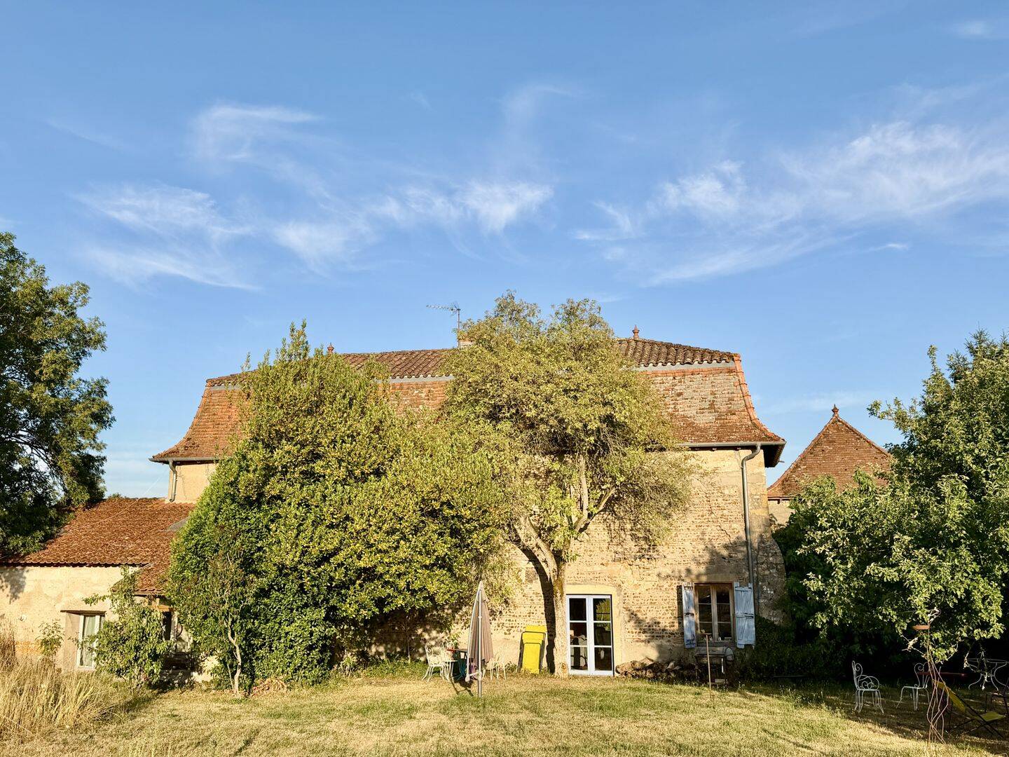 Maison 7 pièces 220 m² · à Marcigny · 220 m² · 330 000 €
