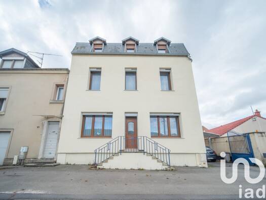 Maison à vendre 412 000 € 7 pièces 6 chambres 200 m² 382 m² de terrain Crusnes 57710