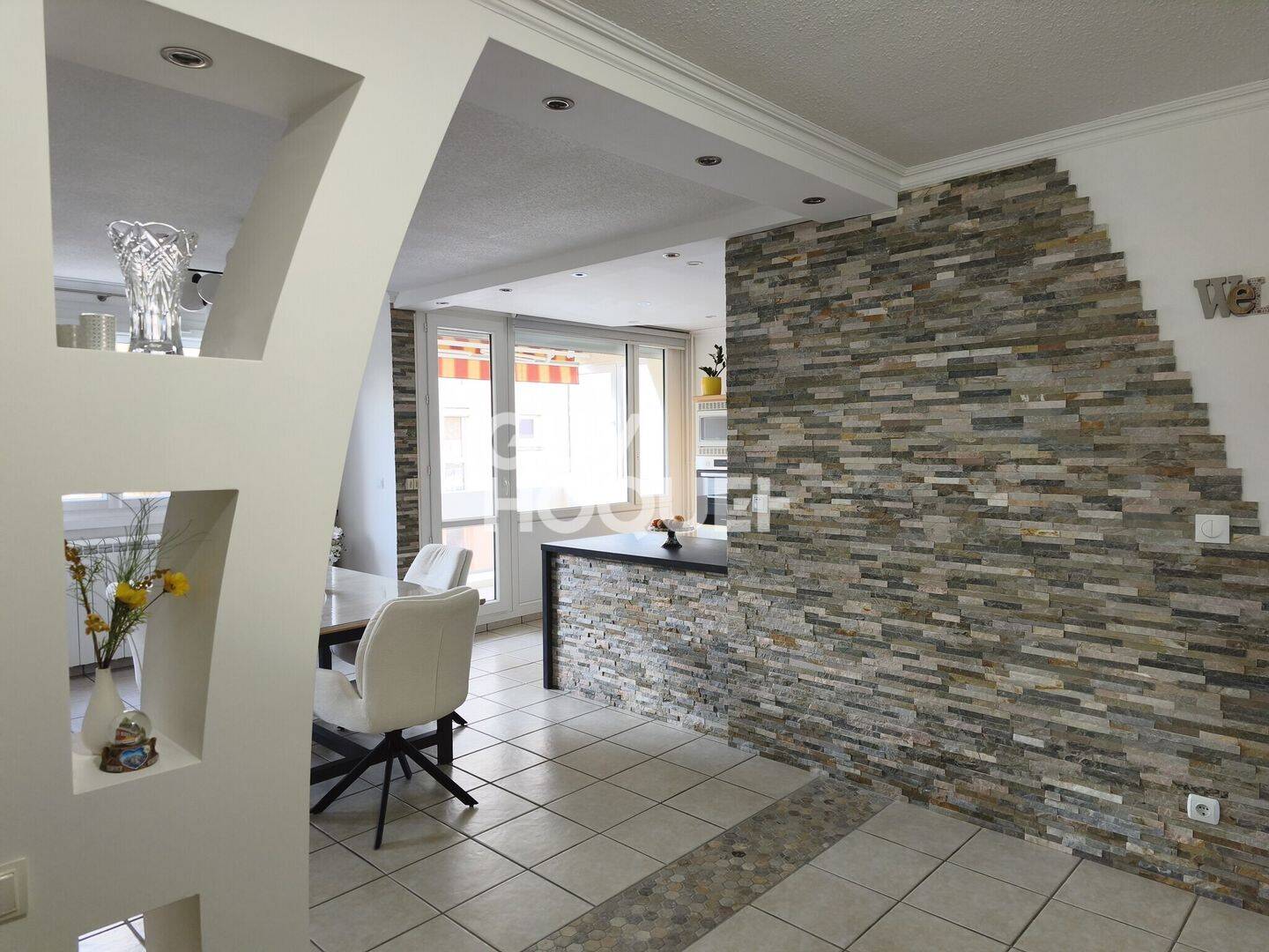 Appartement 5 pièces 112 m² · à Bourgoin-Jallieu · 112 m² · 185 000 €