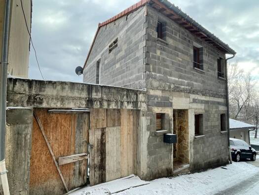 Maison à vendre 160 000 € 4 pièces 3 chambres 132 m² 276 m² de terrain Vieux Pont du Chateau Pont-du-Château 63430