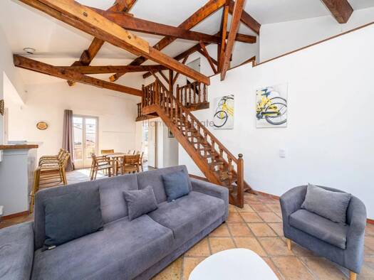 Immeuble à vendre 1 325 000 € 450 m² République Cannes 06400