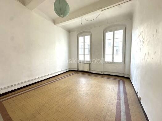 Appartement à vendre 200 000 € 3 pièces 2 chambres 84 m² Étage 2/3 Belsunce Marseille 1er arrondissement 13001