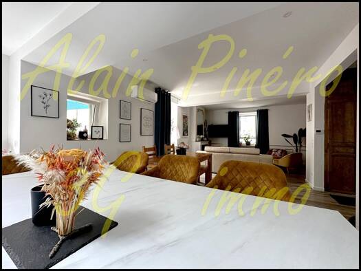 Maison de ville à vendre 319 000 € 7 pièces 6 chambres 149 m² 90 m² de terrain Gare-Beauregard Millau 12100