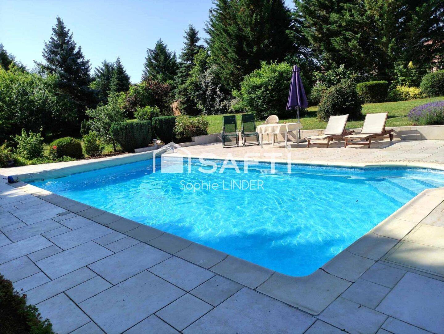 Maison 6 pièces 253 m² · à Argancy · 253 m² · 879 000 €