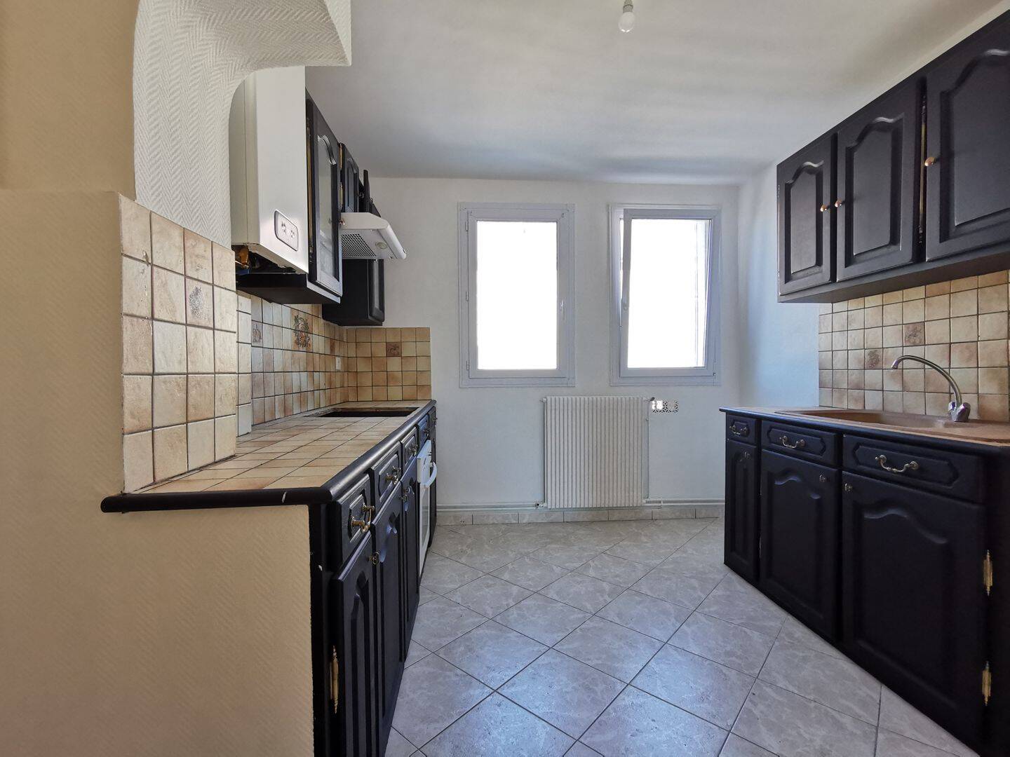 Appartement 3 pièces 69 m² · à Troyes · 68,6 m² · 110 000 €
