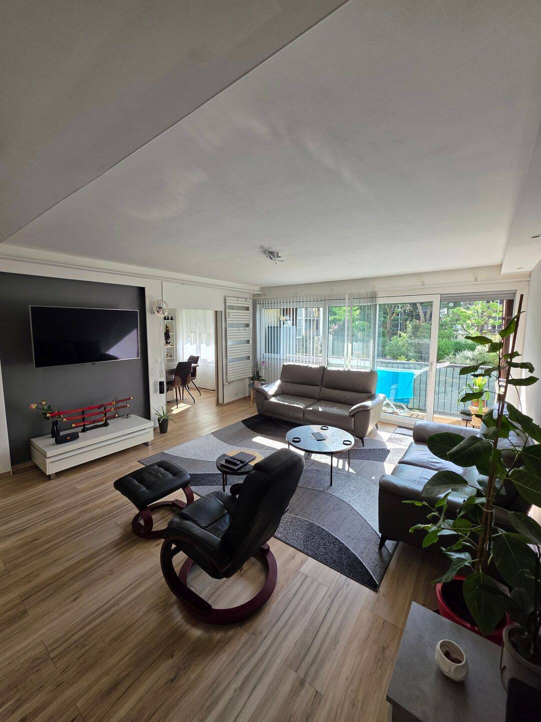 Appartement 5 pièces 93 m² · à Mulhouse · 93 m² · 146 000 €