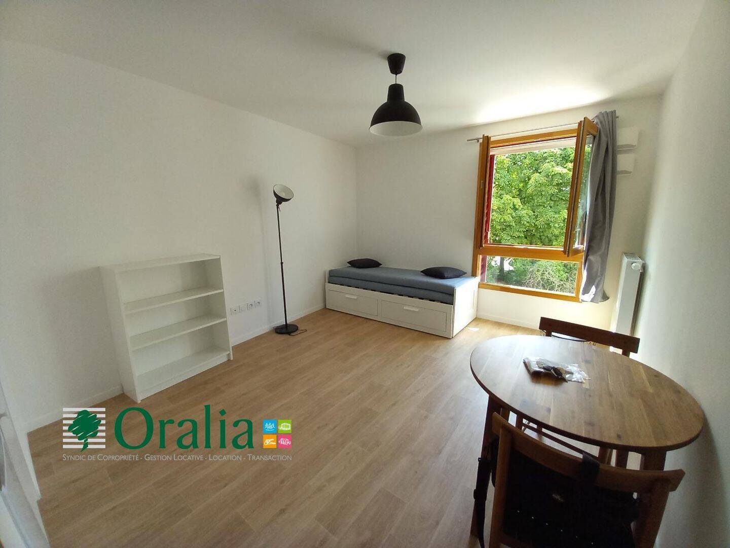 Appartement 1 pièce 24 m² · à Dijon · 23,5 m² · 585 €